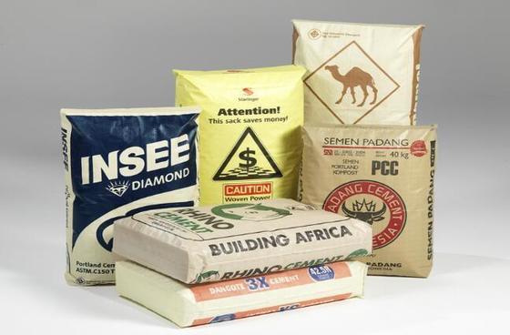 50 kg kare altı sement torbası için dokuma polipropilen laminatlı tüplü valf torbası Yüz yüzeyi 100% bakire polipropilen baskı